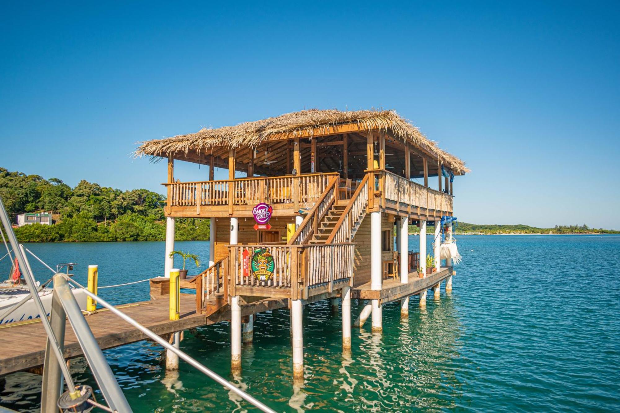 Wikkid Resort Dixon Cove المظهر الخارجي الصورة