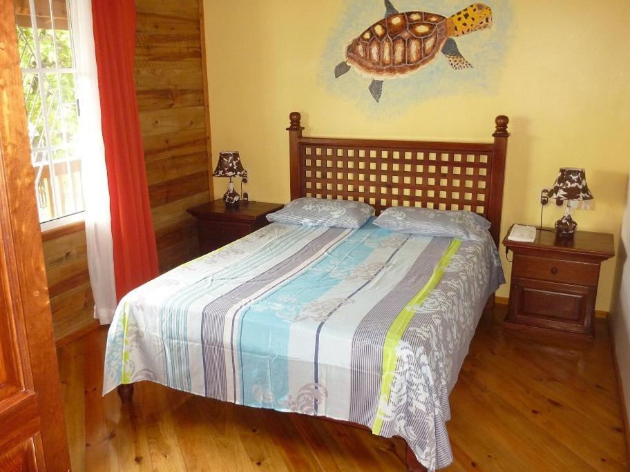 Wikkid Resort Dixon Cove المظهر الخارجي الصورة