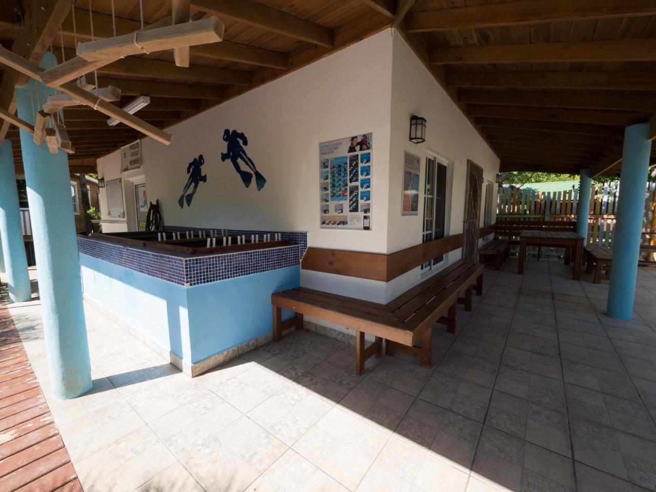 Wikkid Resort Dixon Cove المظهر الخارجي الصورة
