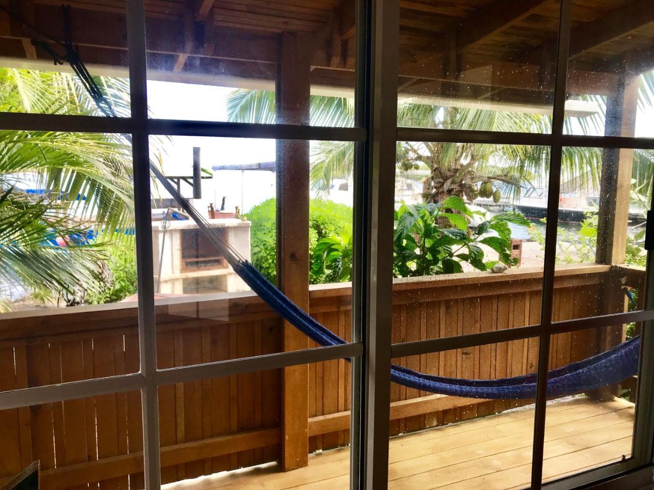 Wikkid Resort Dixon Cove المظهر الخارجي الصورة