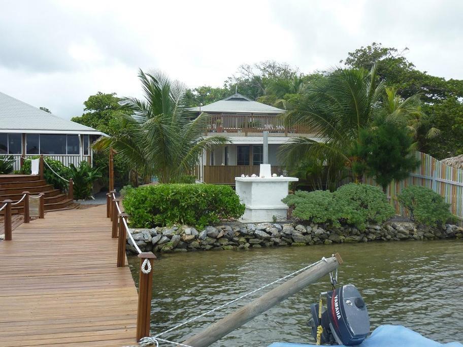 Wikkid Resort Dixon Cove المظهر الخارجي الصورة