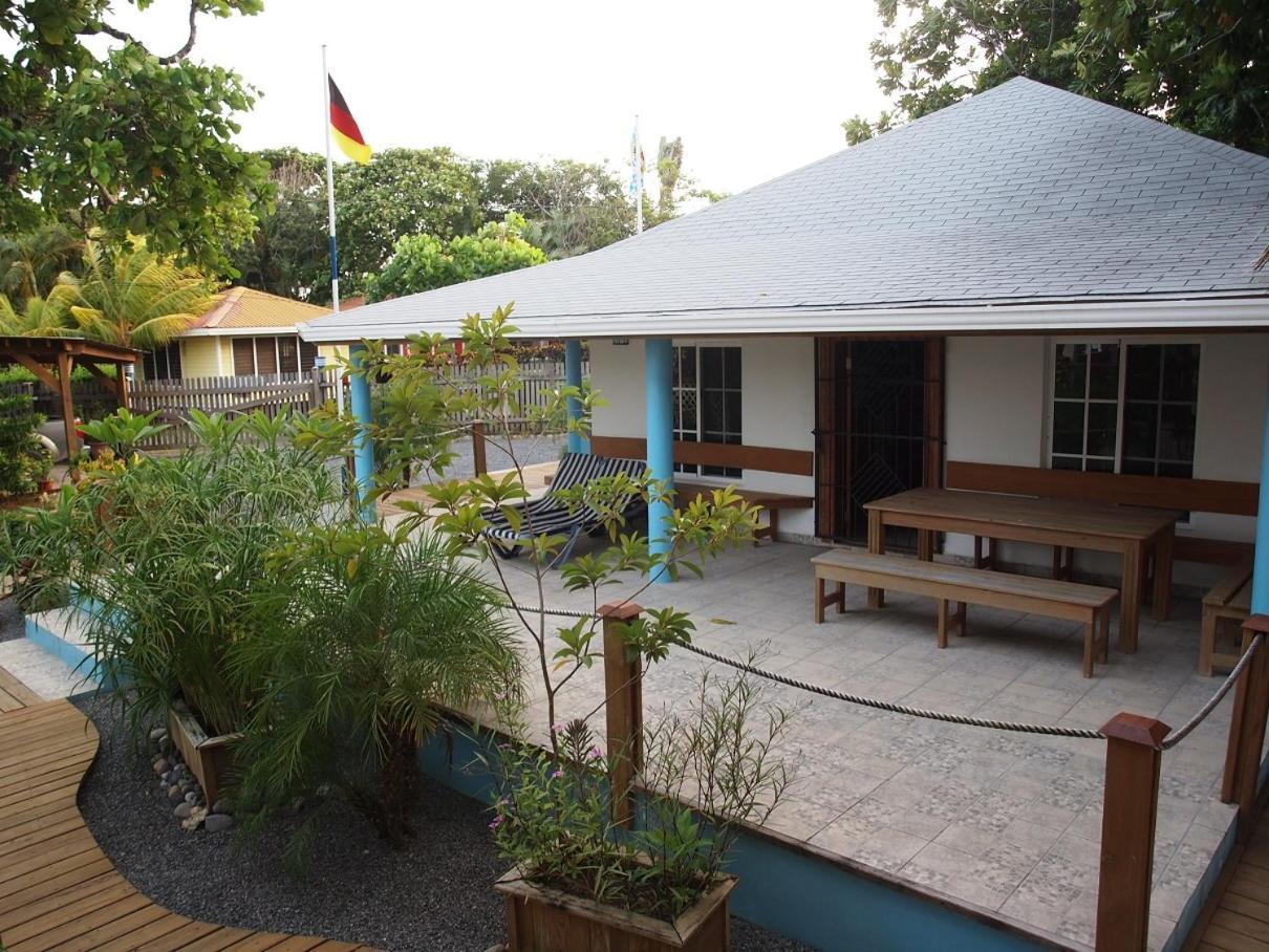 Wikkid Resort Dixon Cove المظهر الخارجي الصورة