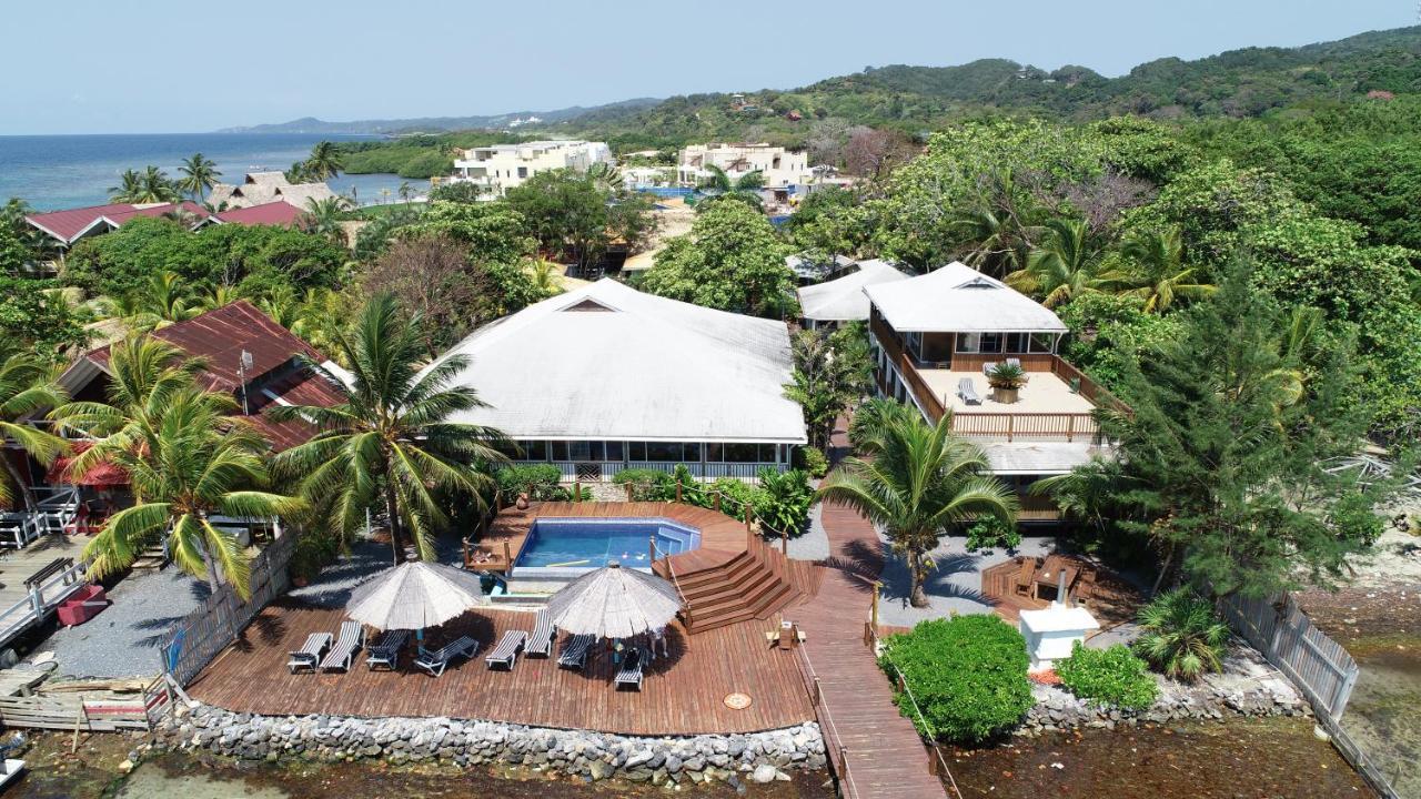 Wikkid Resort Dixon Cove المظهر الخارجي الصورة