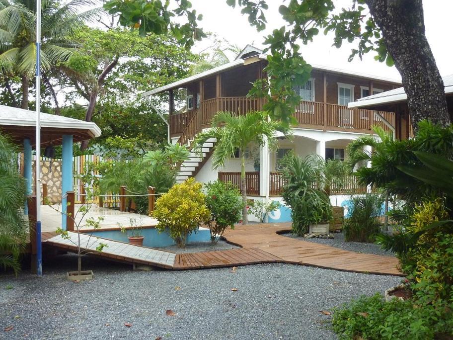 Wikkid Resort Dixon Cove المظهر الخارجي الصورة