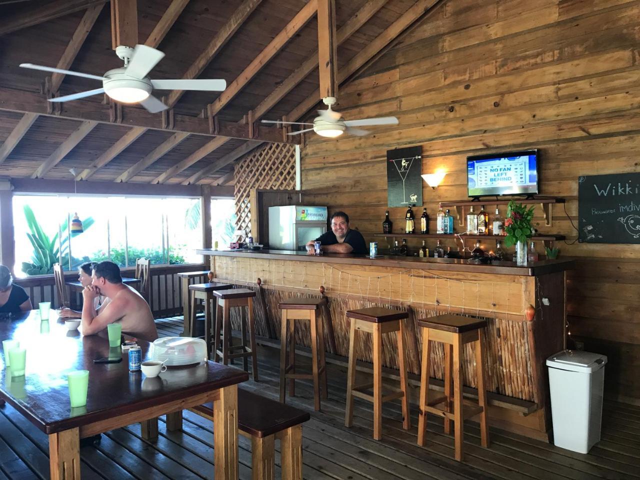 Wikkid Resort Dixon Cove المظهر الخارجي الصورة