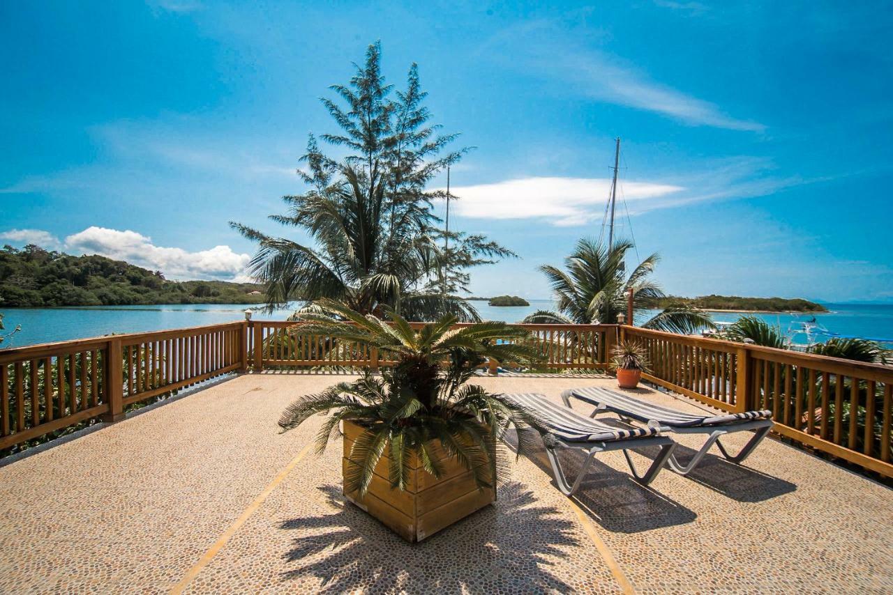 Wikkid Resort Dixon Cove المظهر الخارجي الصورة