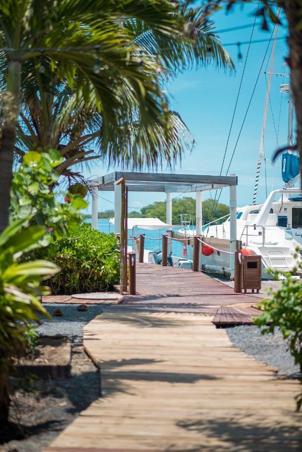 Wikkid Resort Dixon Cove المظهر الخارجي الصورة